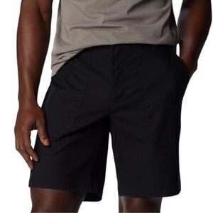 Columbia Black Flat Front Shorts Versatile Comfort